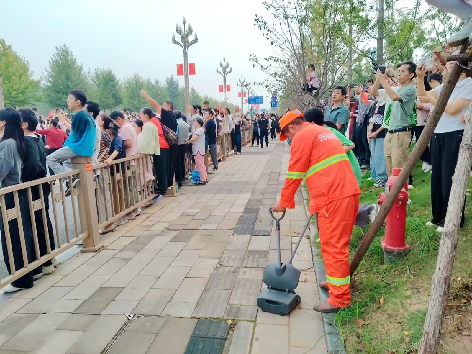 微信图片_20251007150123_38_22.jpg